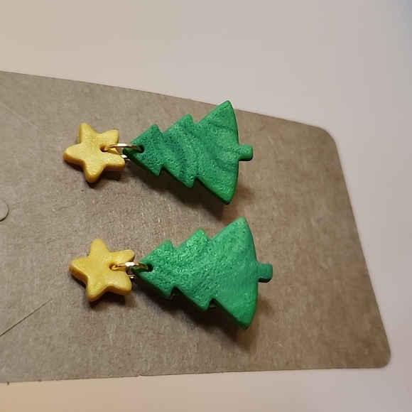 Free w/purchase Star Tree Clay Post Earrings - Picture 2 of 3